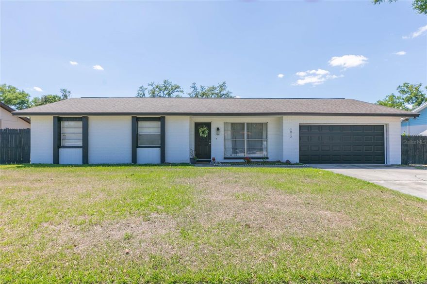 3 bedroom, 2 bath, 2-car garage single family home on a quarter acre with fully fenced back yard... move-in ready after Memorial Day weekend or by June 1st!  Open floor plan introduces living and dining areas surrounding the eat-in kitchen with a big central island plus pantry.  All three bedrooms are located down the hall - showers in both the guestroom and master baths.  Oversized 2-car garage provides ample storage, along with the washer / dryer.  Enjoy no HOA within this established community; also centrally located down the street from recently renovated Saladino Park with playground, dog park, pickleball / basketball courts and a diamond field.  A-rated rated schools.  Just south of Brandon Blvd / SR-60 for plenty of shopping, restaurant options and amenties nearby - along with easy access to I-75, you are perfectly positioned for commuting to everything Tampa Bay... call to schedule a visit!