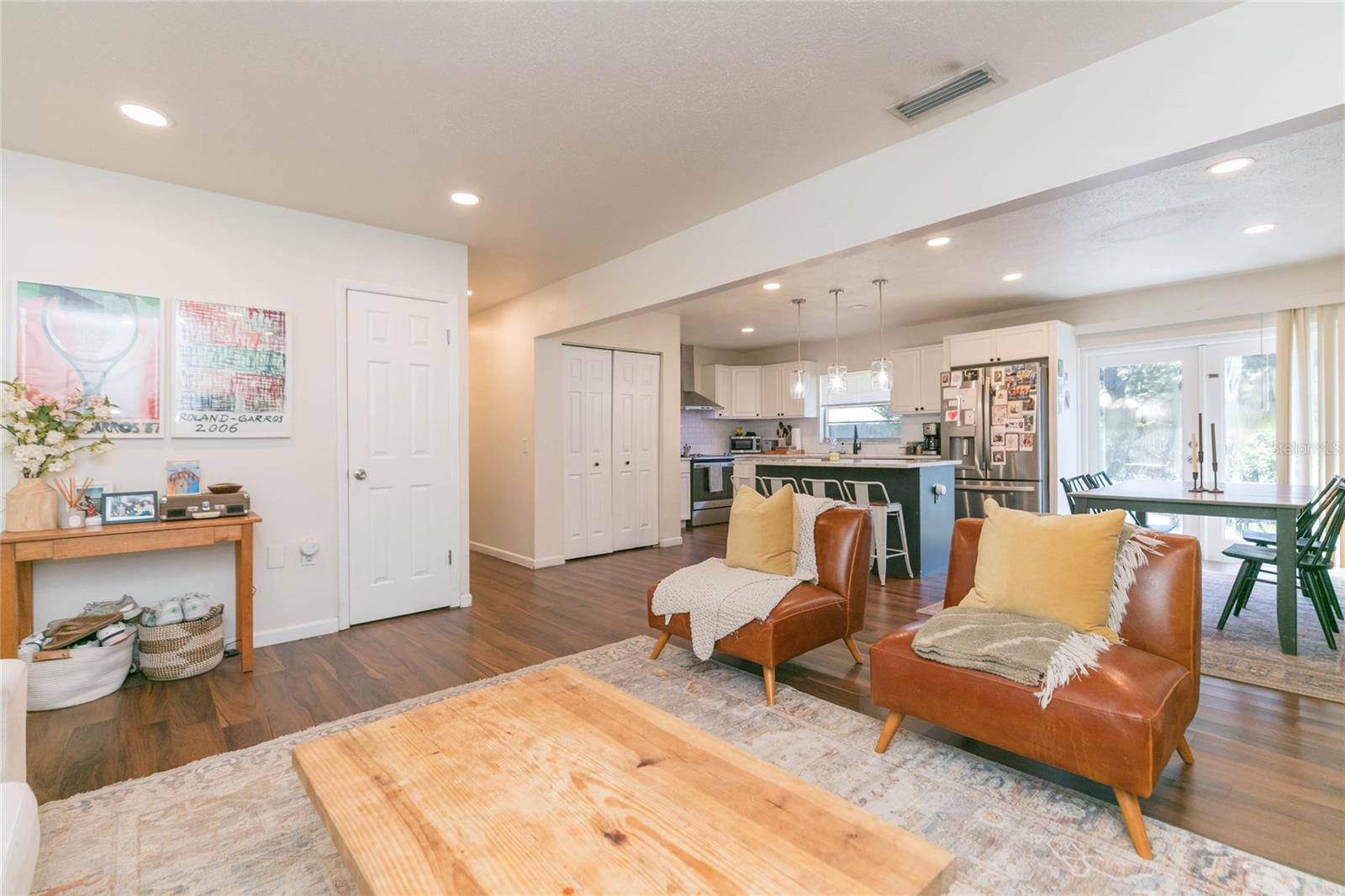 OAK MONT WOODS - Residential Lease