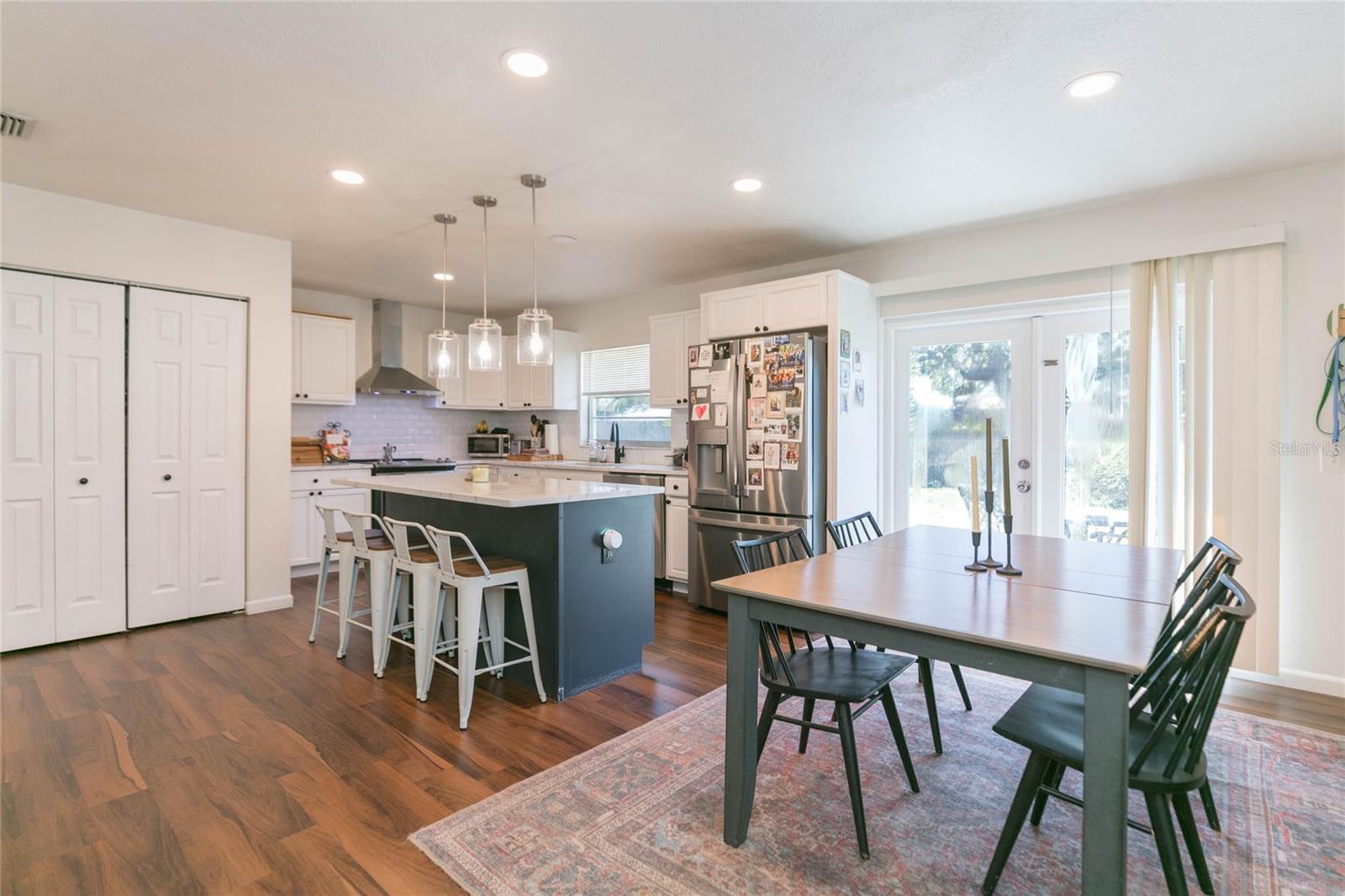 OAK MONT WOODS - Residential Lease