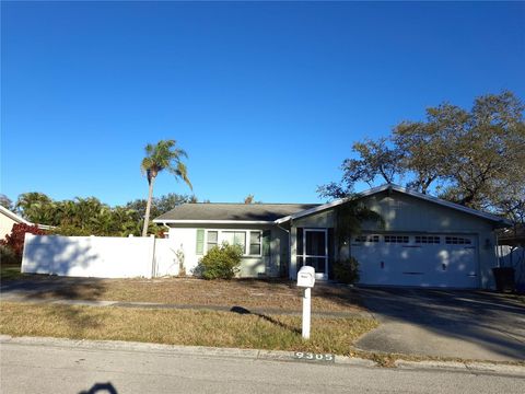 9305 120TH LANE SEMINOLE FL 33772