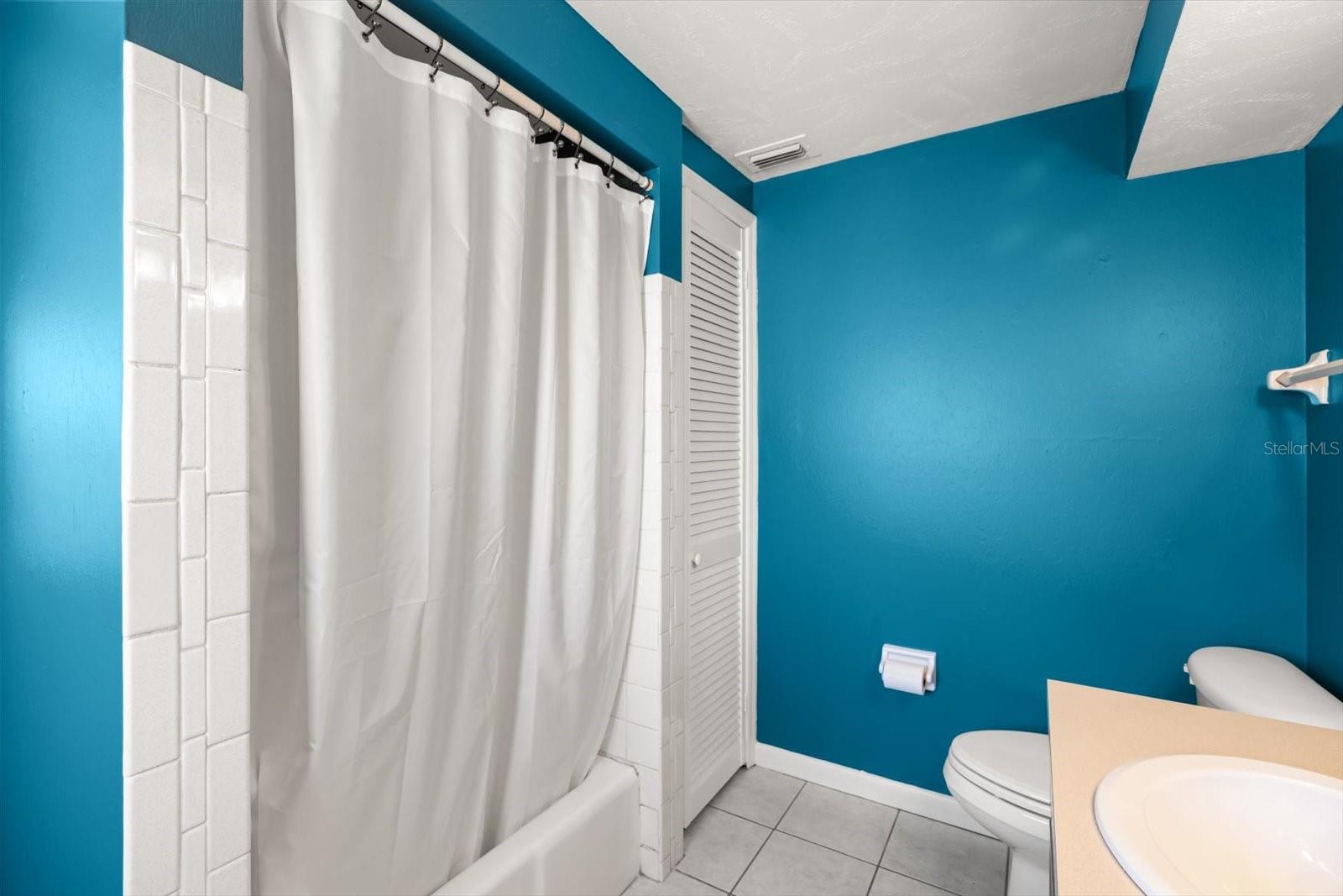 BONITA PARK - Residential