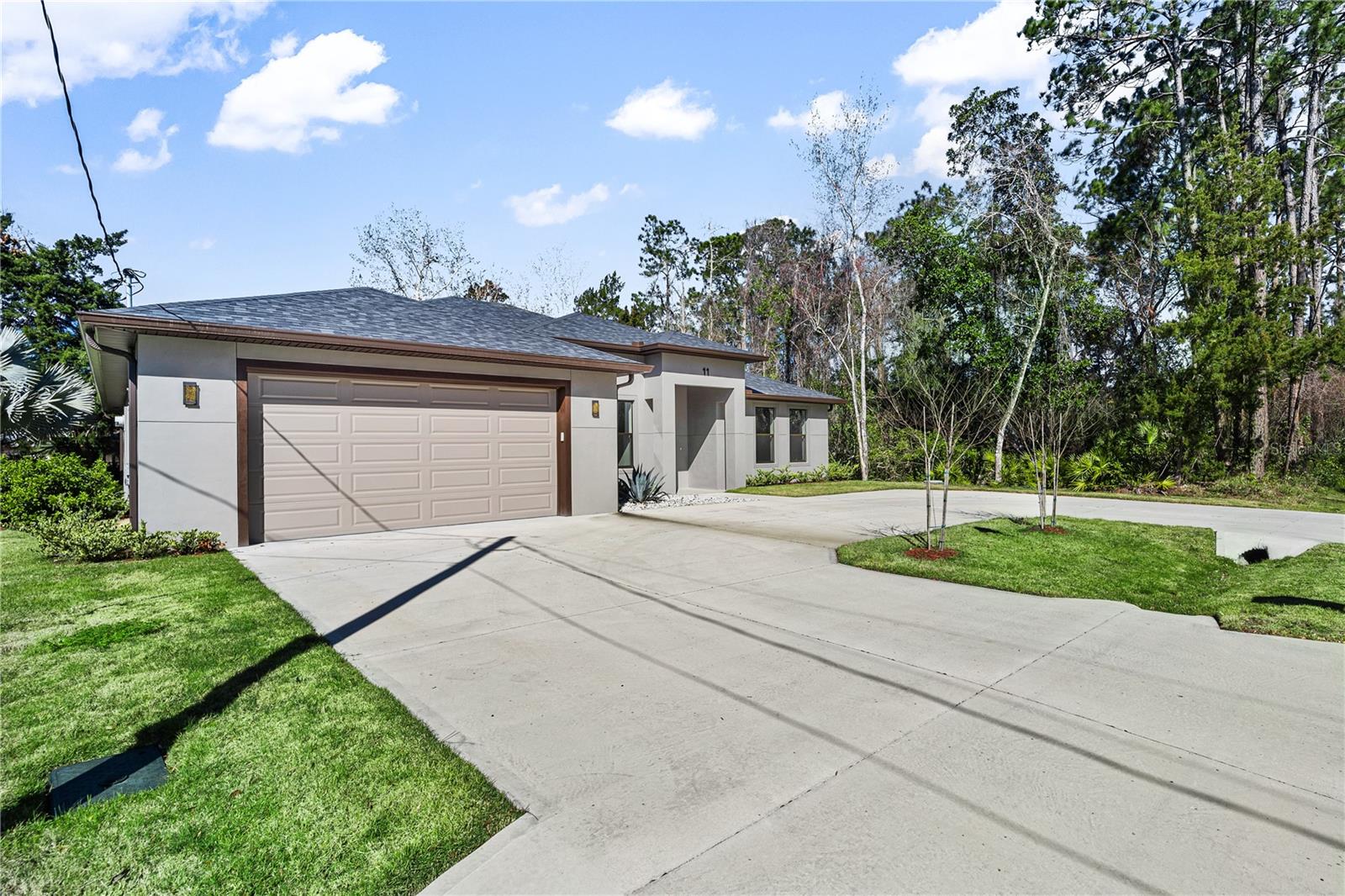 11 ETHAN ALLEN DRIVE