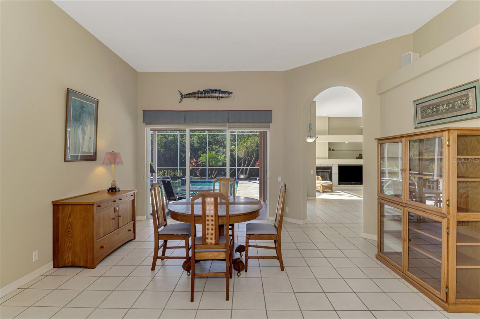 RIVERWOOD - Residential