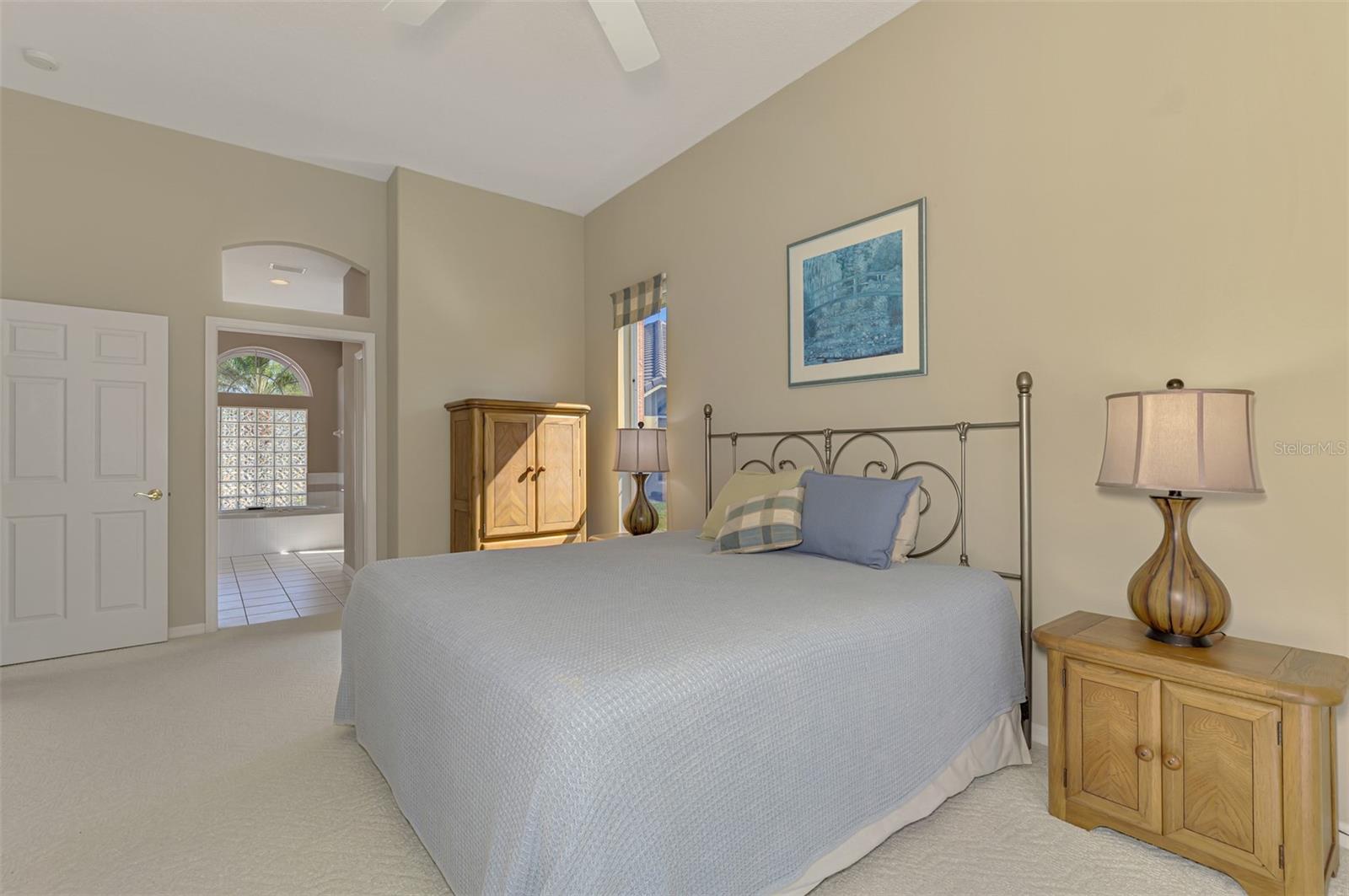 RIVERWOOD - Residential