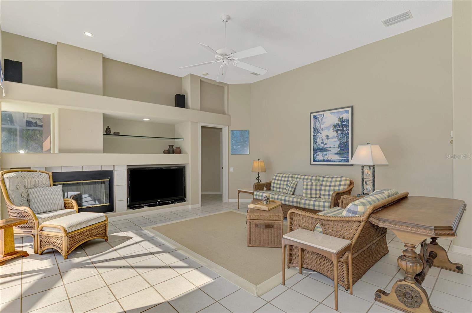 RIVERWOOD - Residential