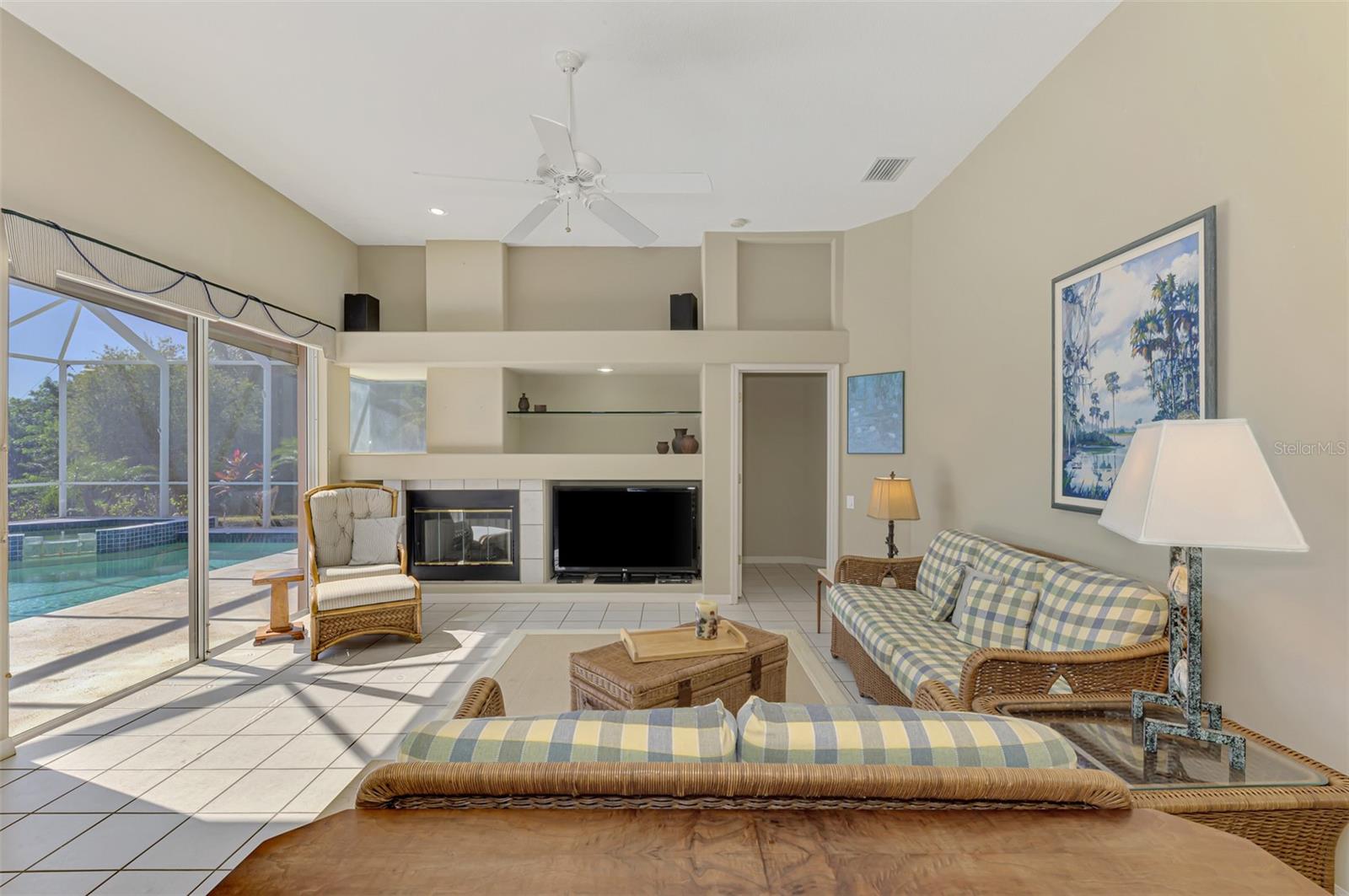 RIVERWOOD - Residential