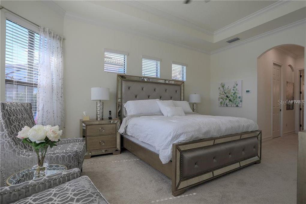 LAKEWOOD NATIONAL - Residential Lease