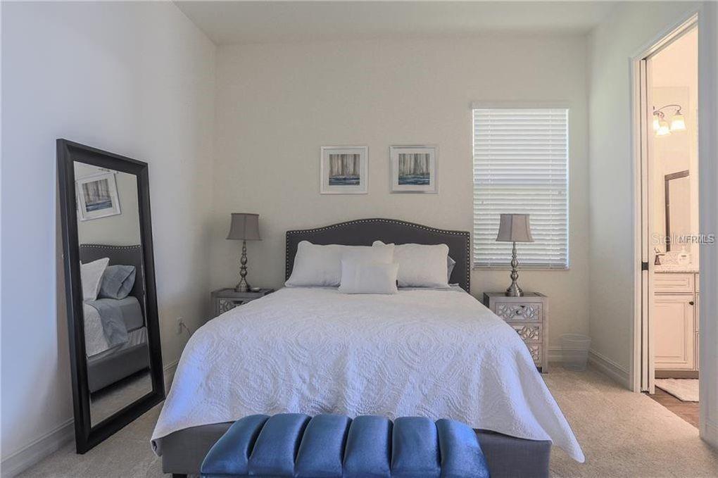 LAKEWOOD NATIONAL - Residential Lease