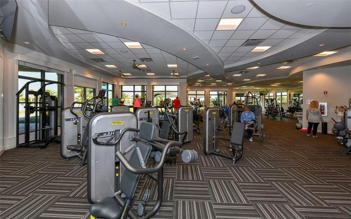 LAKEWOOD NATIONAL - Residential Lease