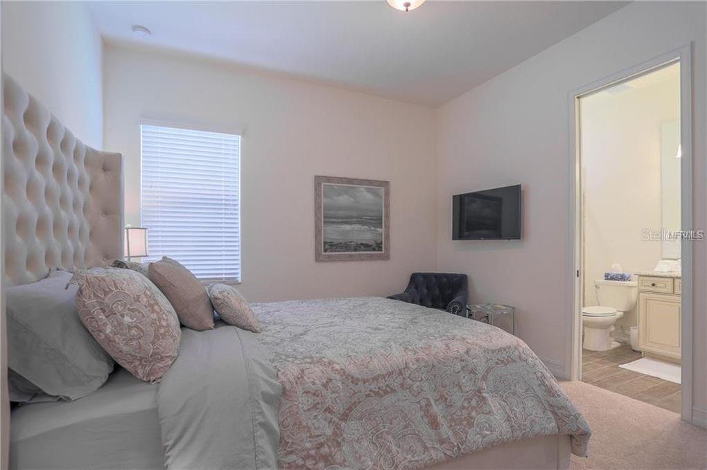 LAKEWOOD NATIONAL - Residential Lease