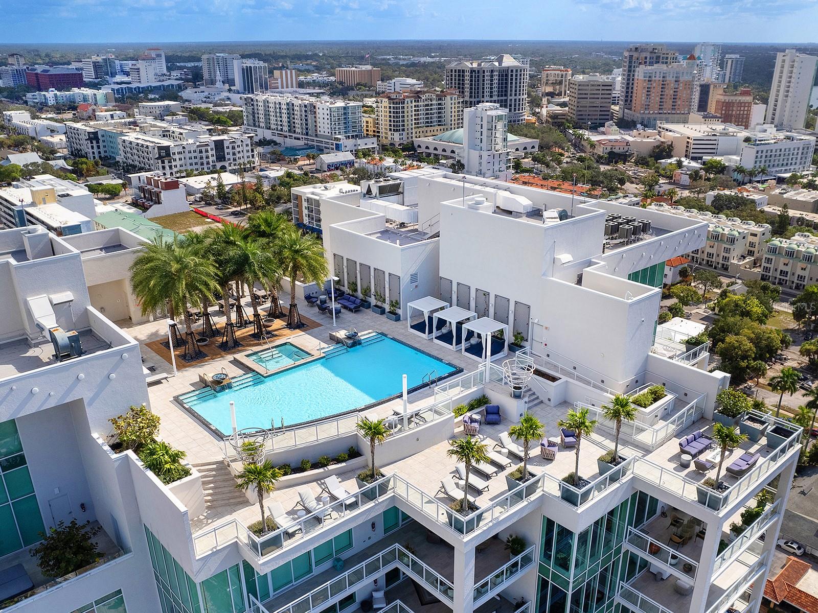 540 N TAMIAMI TRAIL 1201