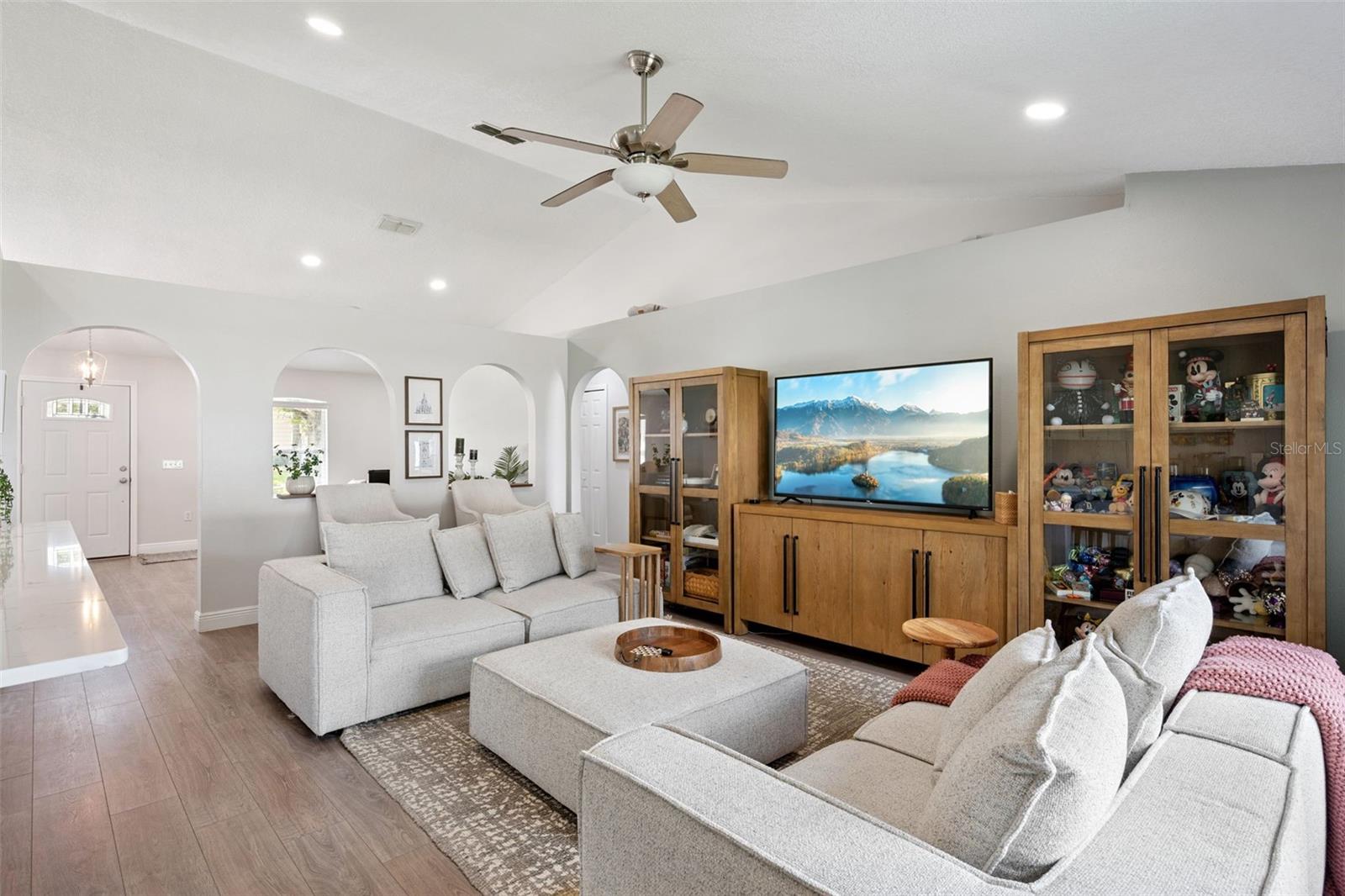 TIMBERCREEK PINES A B C & D - Residential