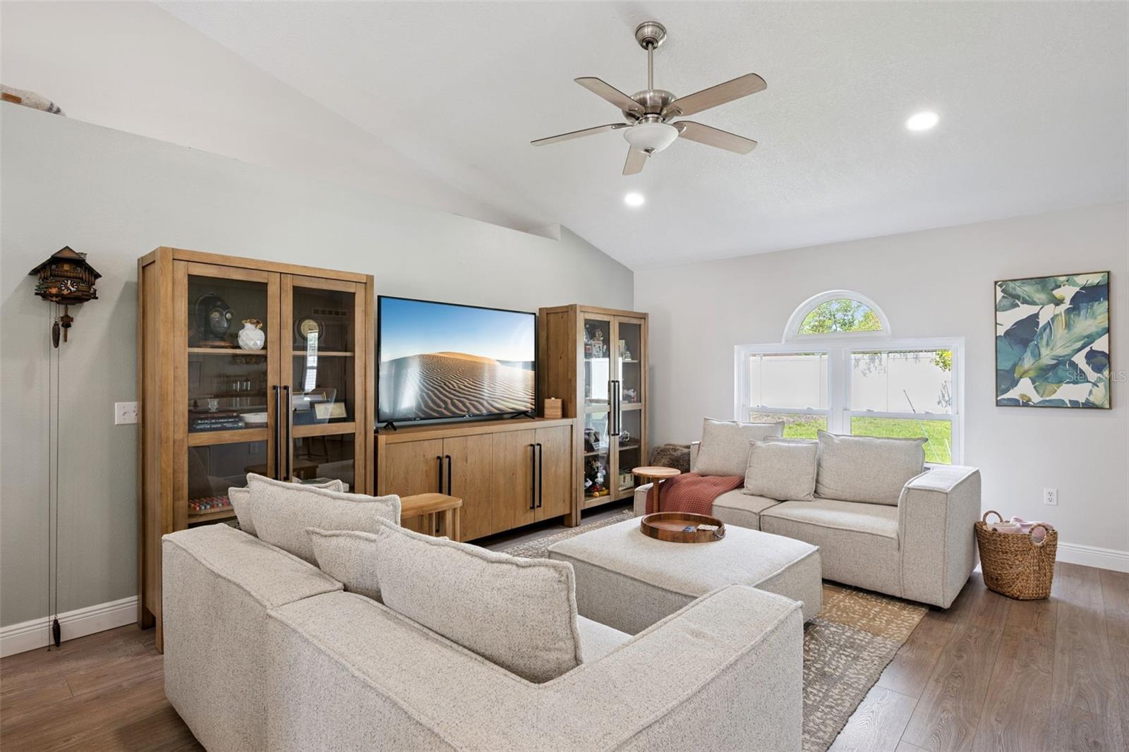 TIMBERCREEK PINES A B C & D - Residential