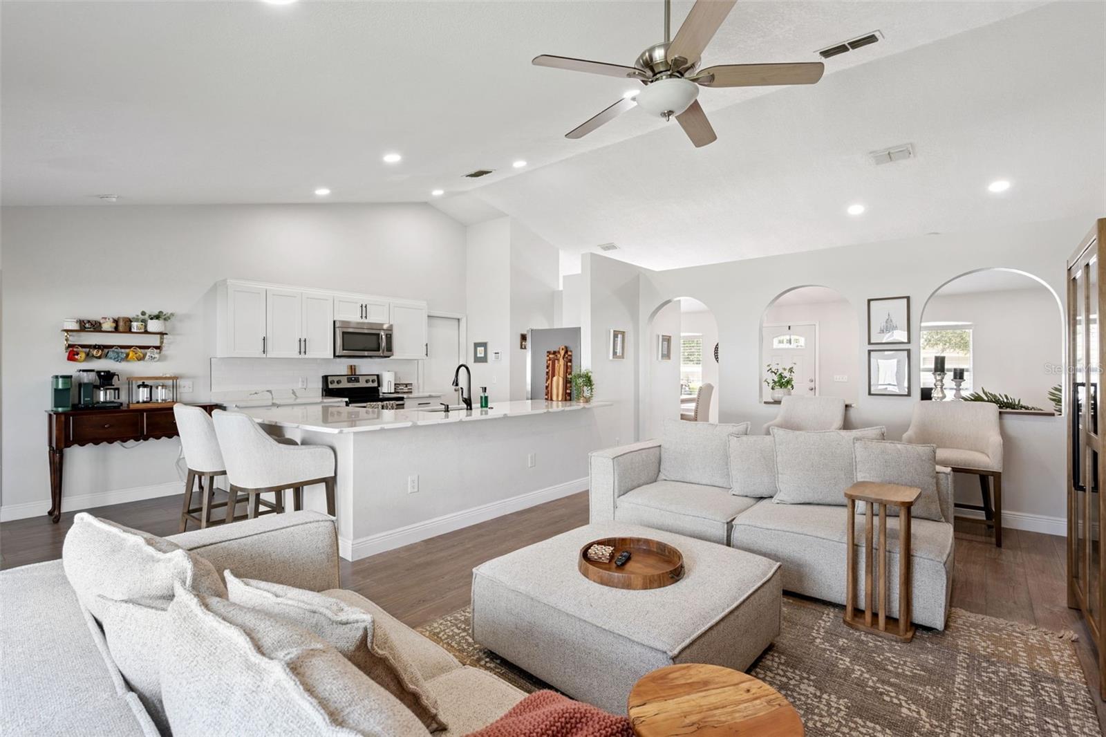 TIMBERCREEK PINES A B C & D - Residential