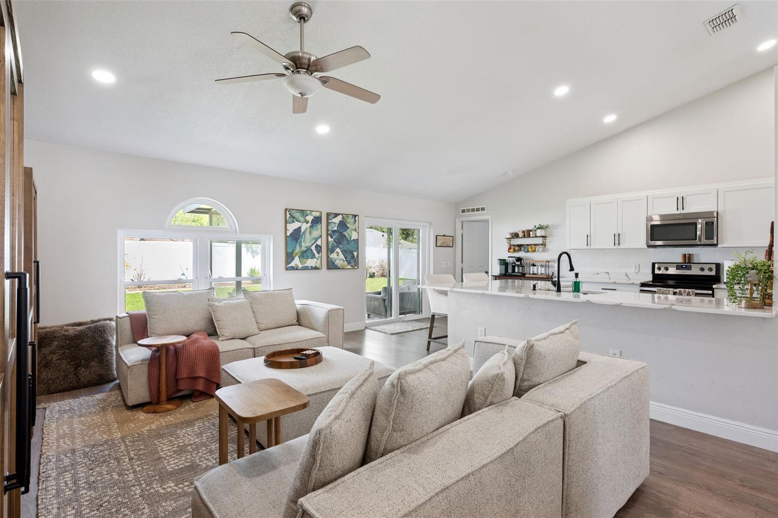 TIMBERCREEK PINES A B C & D - Residential