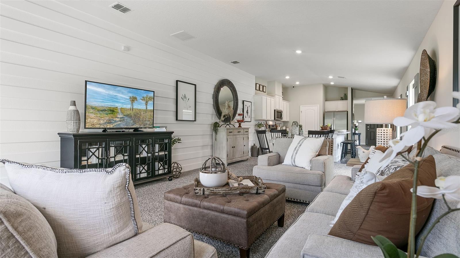 GRAND RESERVE AND GOLF CLUB - Residential