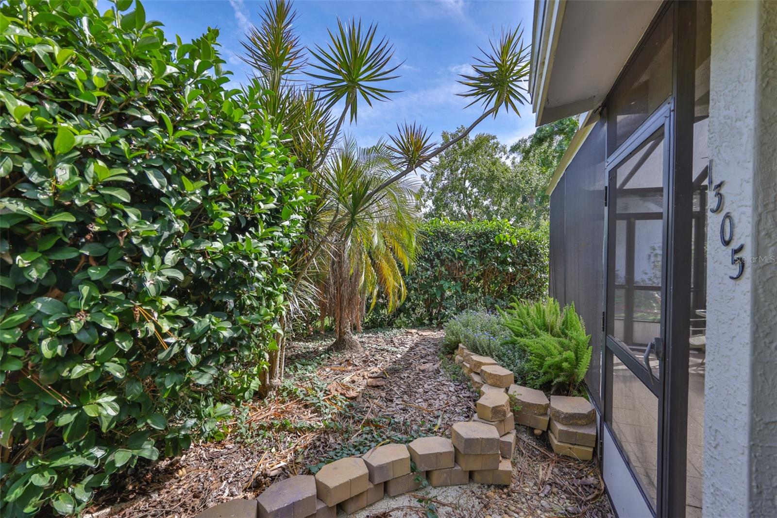 GOLF VILLAS OF SUN CITY CENTER - Residential