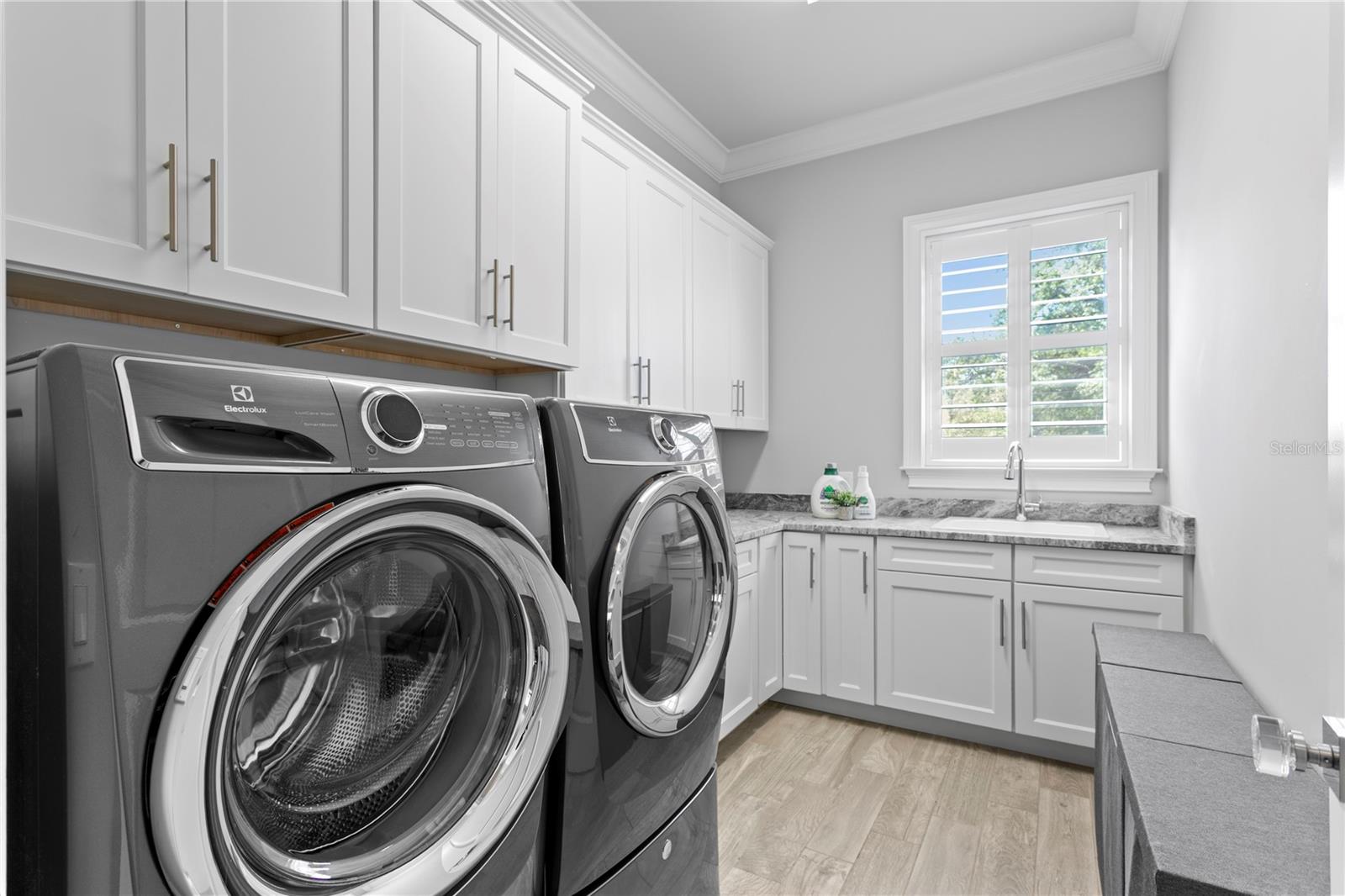 BEL MAR REV UNIT 11 - Residential