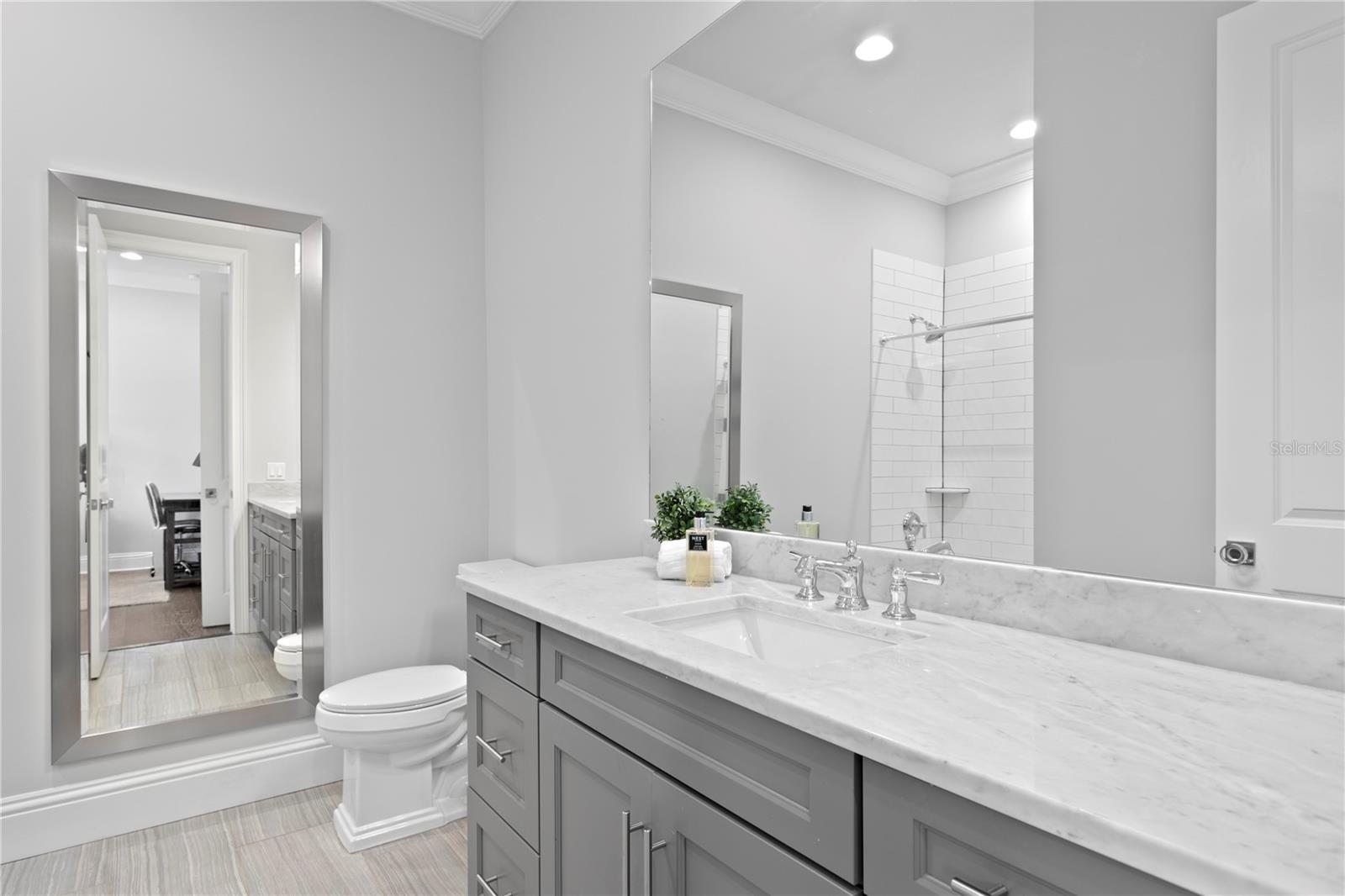 BEL MAR REV UNIT 11 - Residential