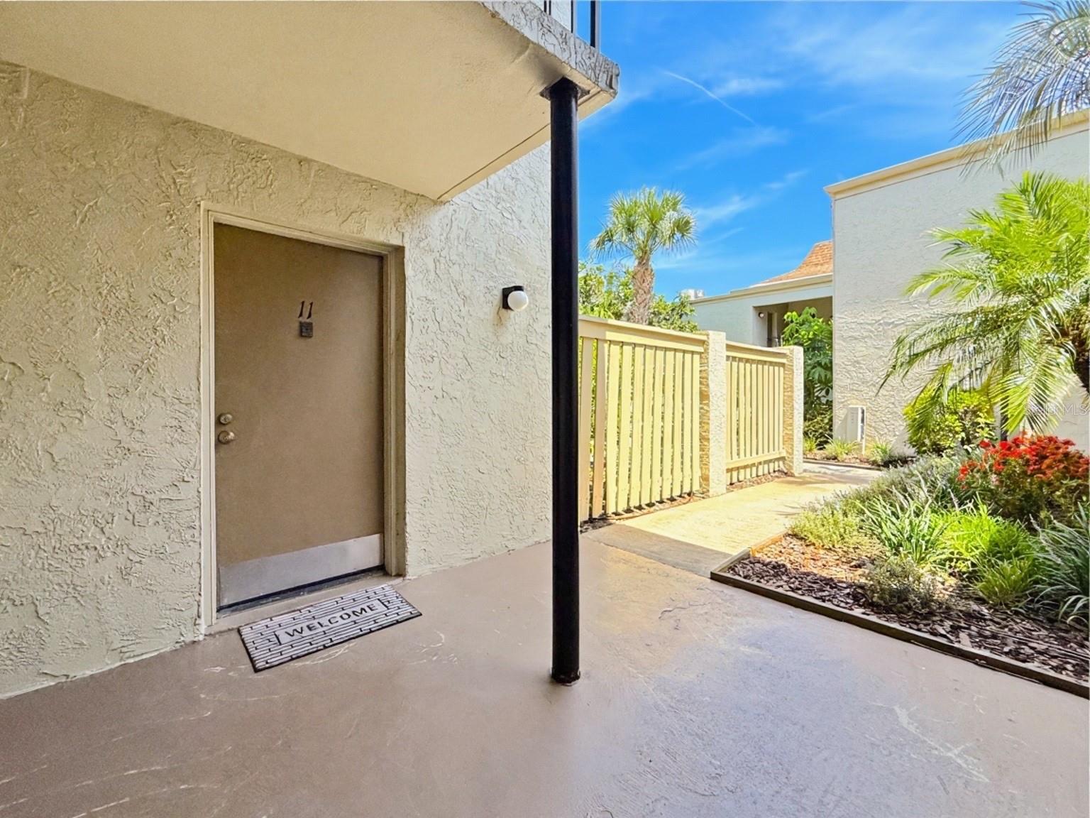 3284 S SEMORAN BOULEVARD 11