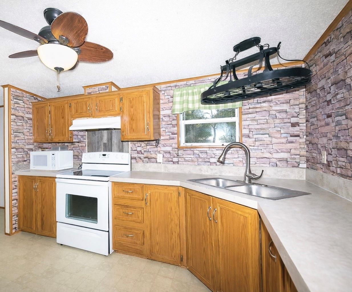 HOMOSASSA UNIT 08 - Residential