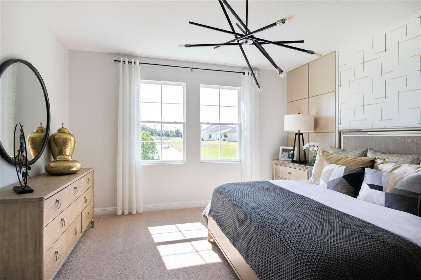 PASADENA WOODS - Residential