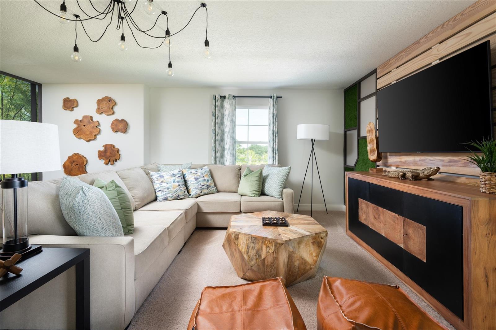 PASADENA WOODS - Residential