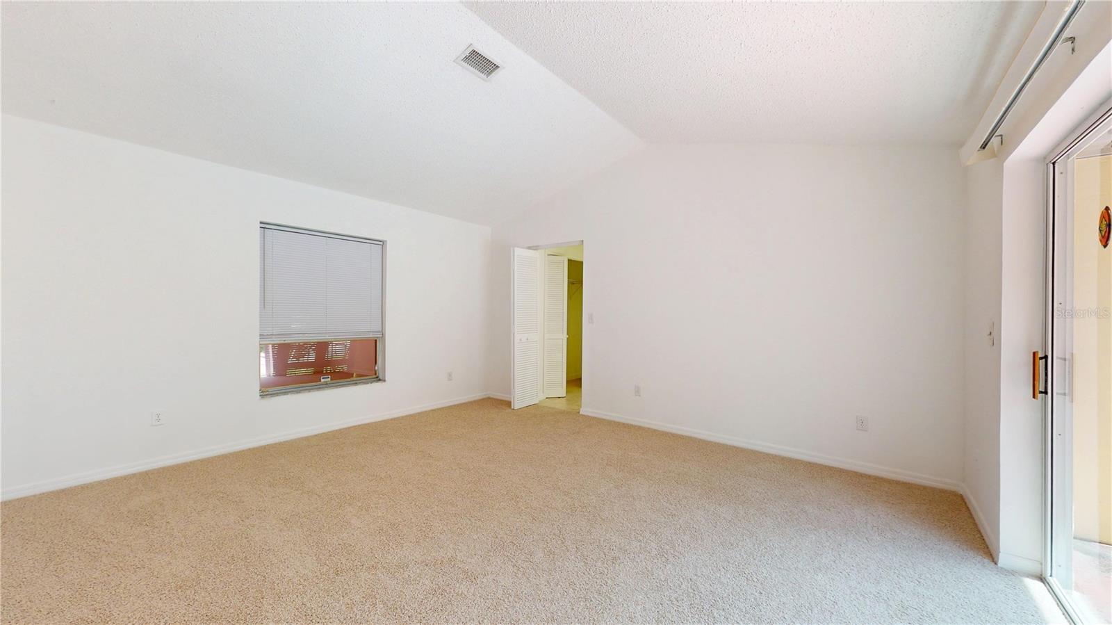 5045 BERMUDA CIRCLE 12