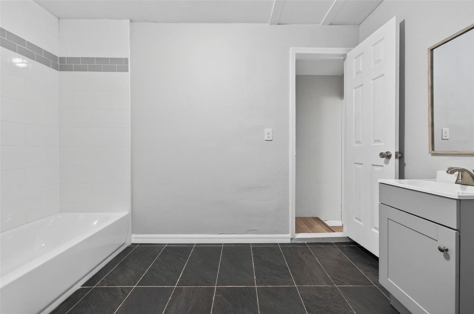 DELTONA FLORIDA LAKES UN 74 - Residential