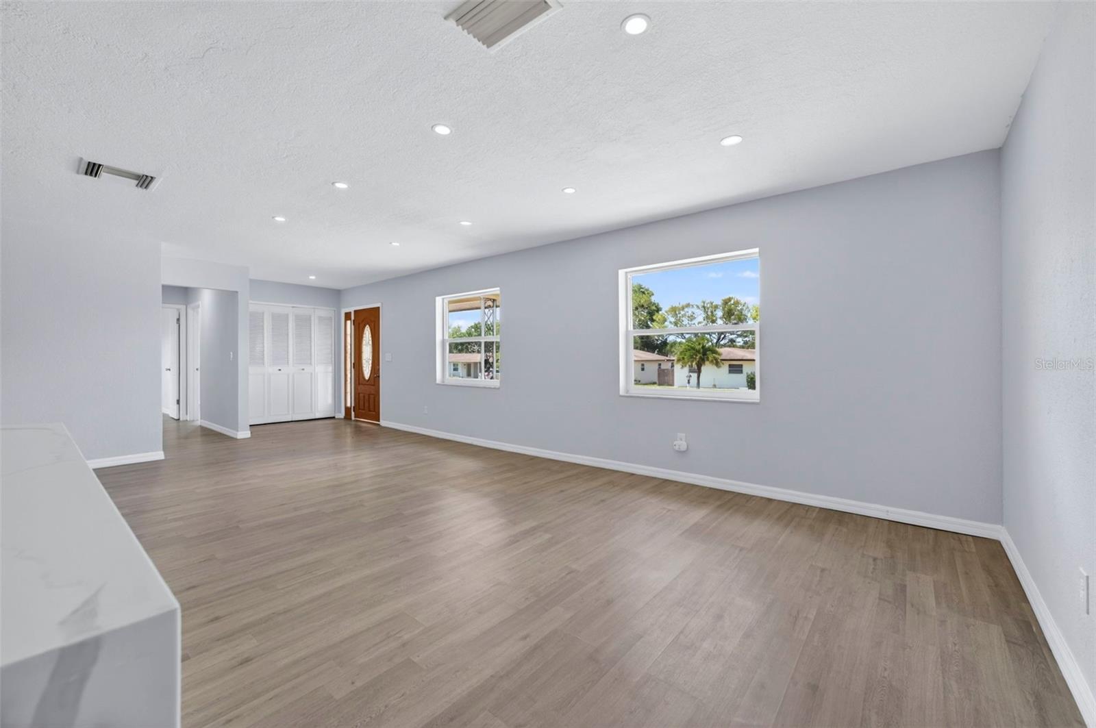 DELTONA FLORIDA LAKES UN 74 - Residential