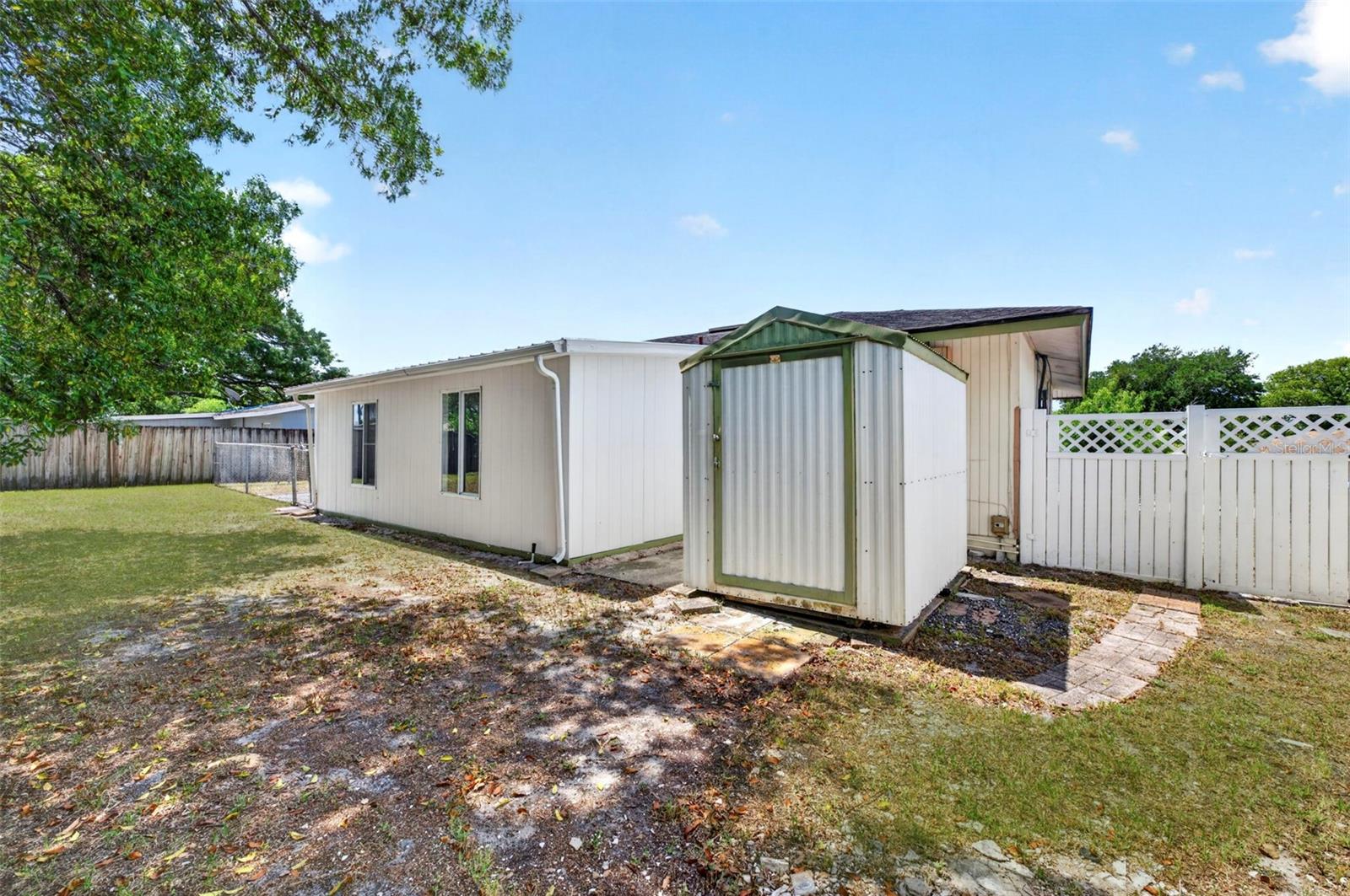 DELTONA FLORIDA LAKES UN 74 - Residential