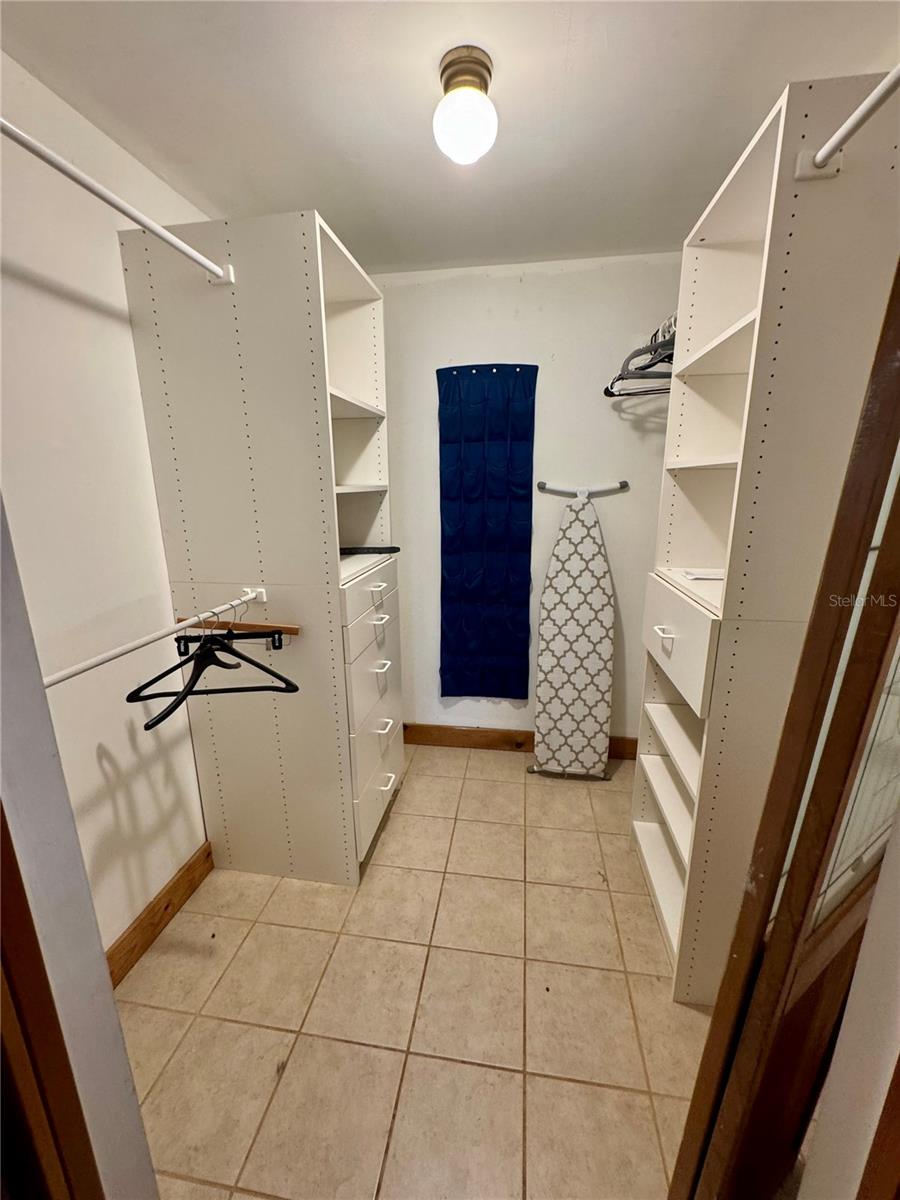 ALSTON PARK - Residential