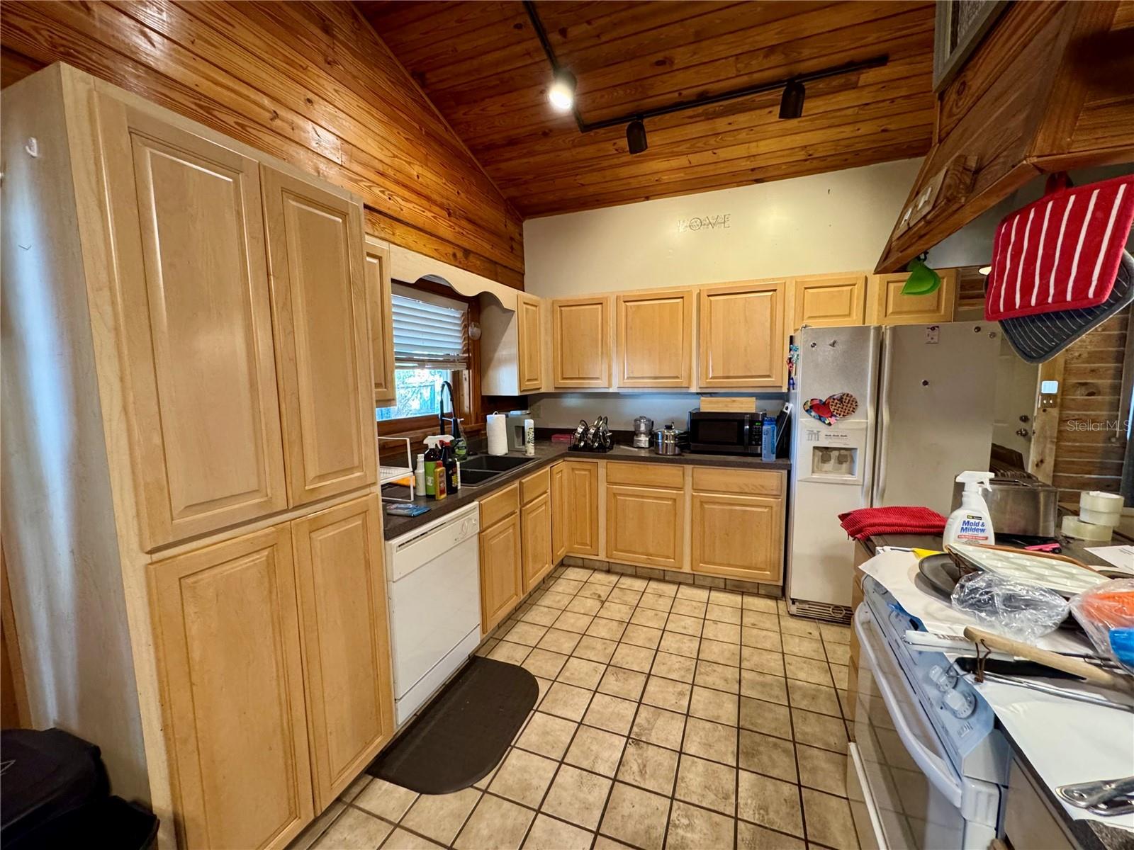 ALSTON PARK - Residential