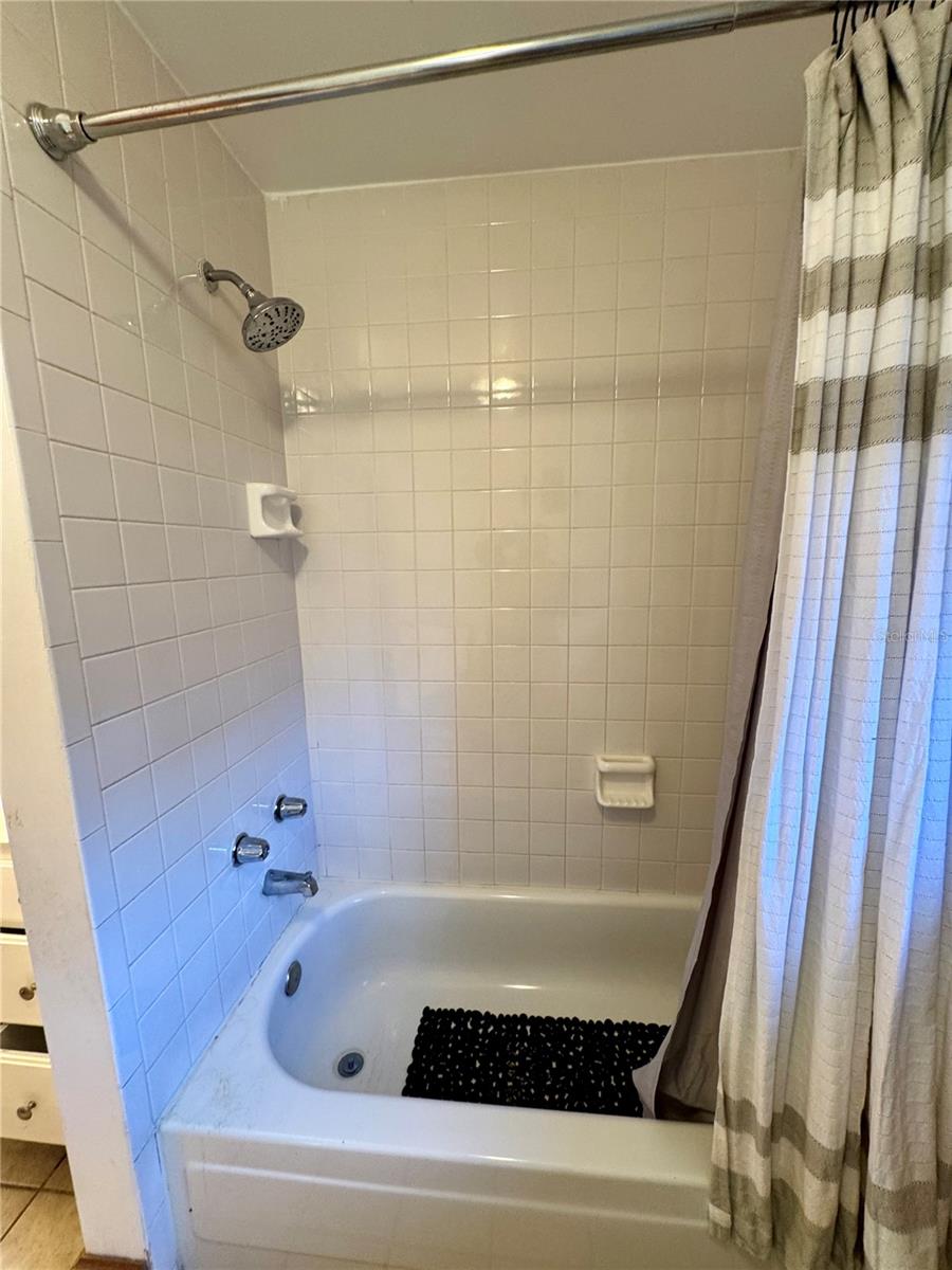 ALSTON PARK - Residential