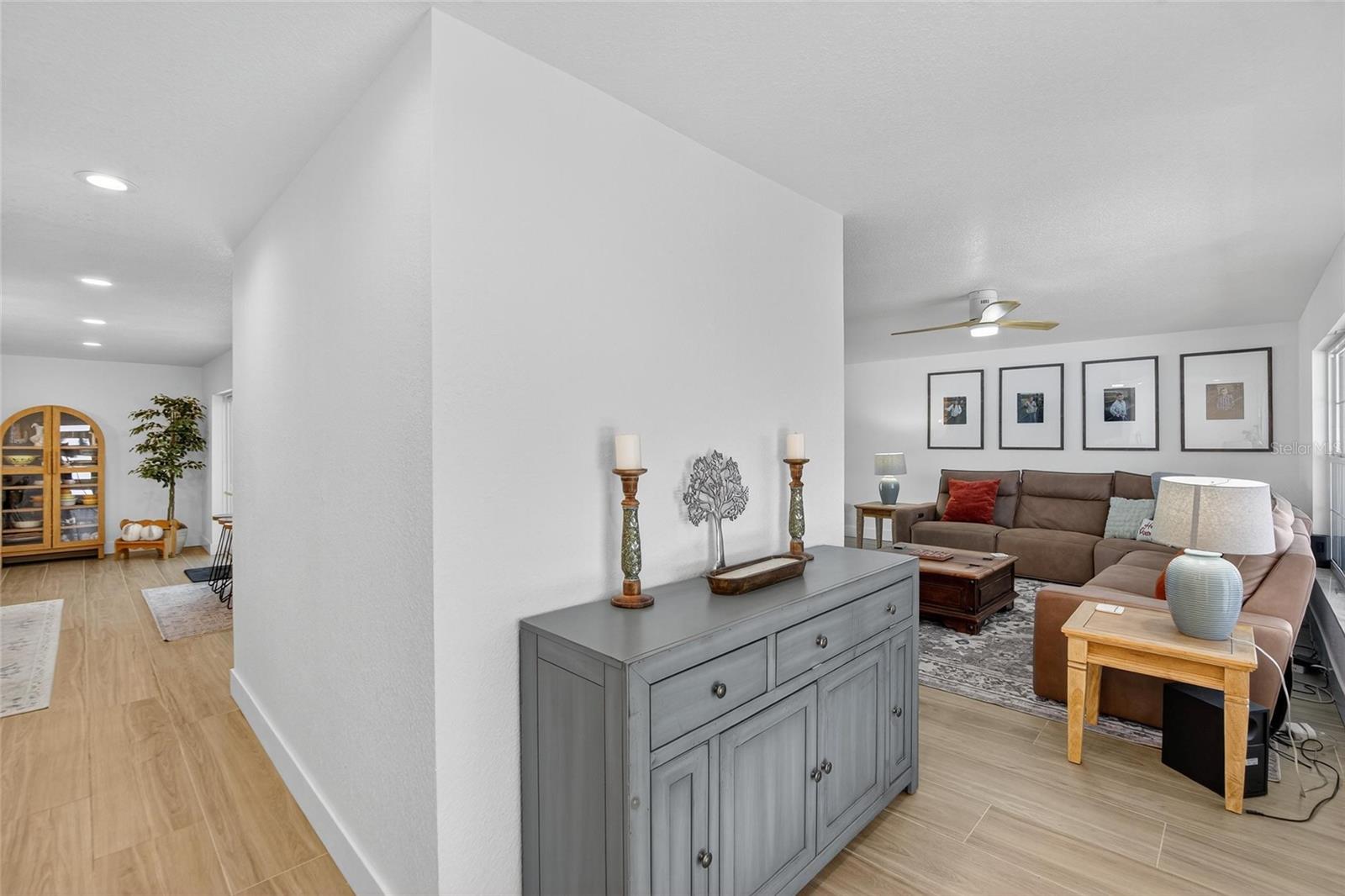 APOLLO BEACH UNIT 13 PT 2 - Residential