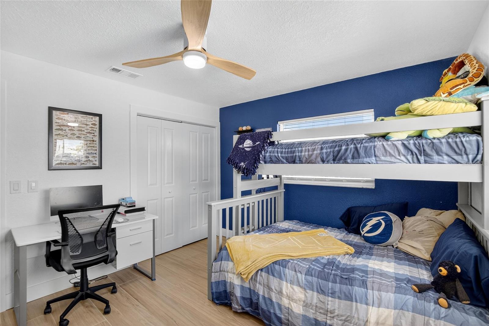 APOLLO BEACH UNIT 13 PT 2 - Residential