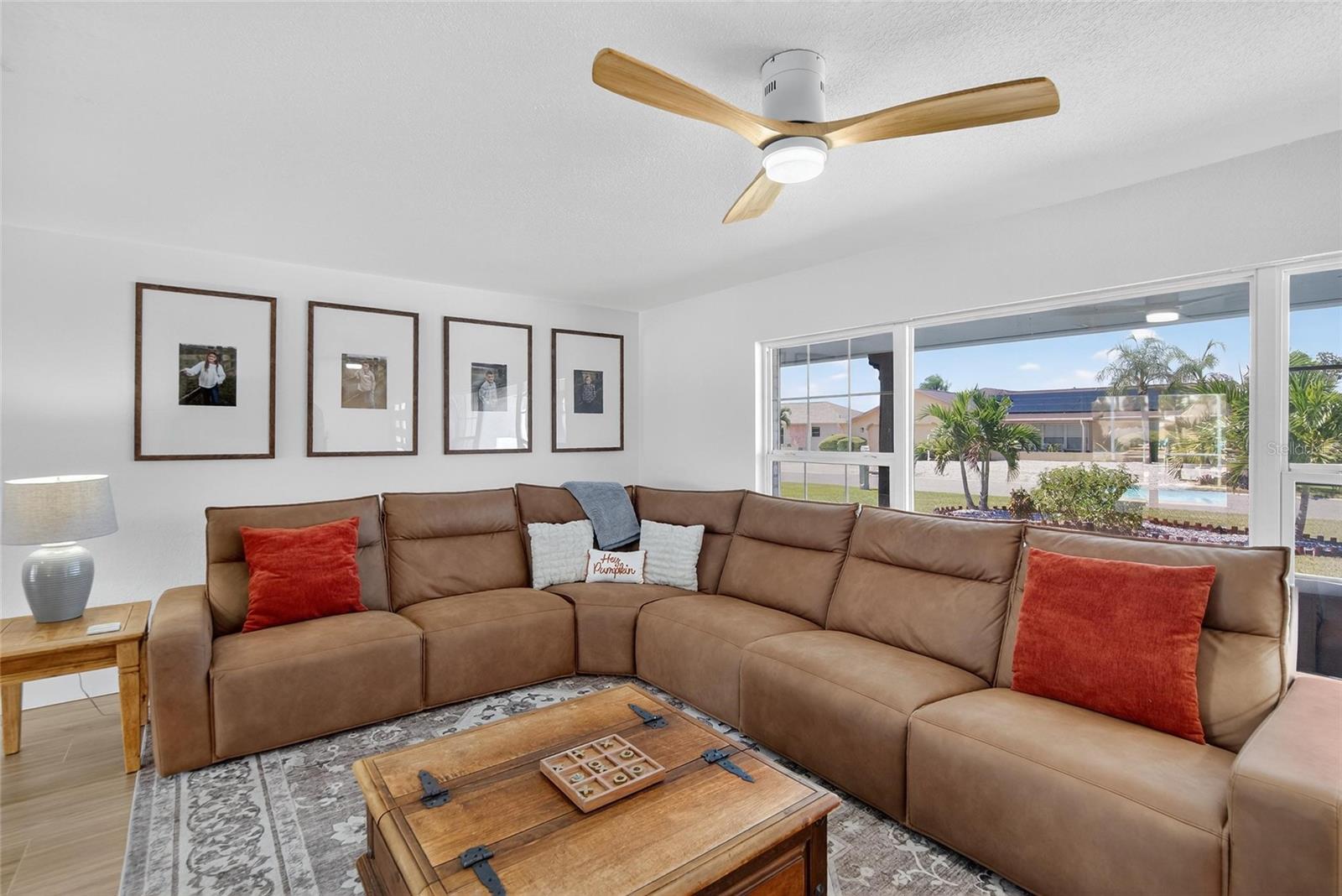 APOLLO BEACH UNIT 13 PT 2 - Residential
