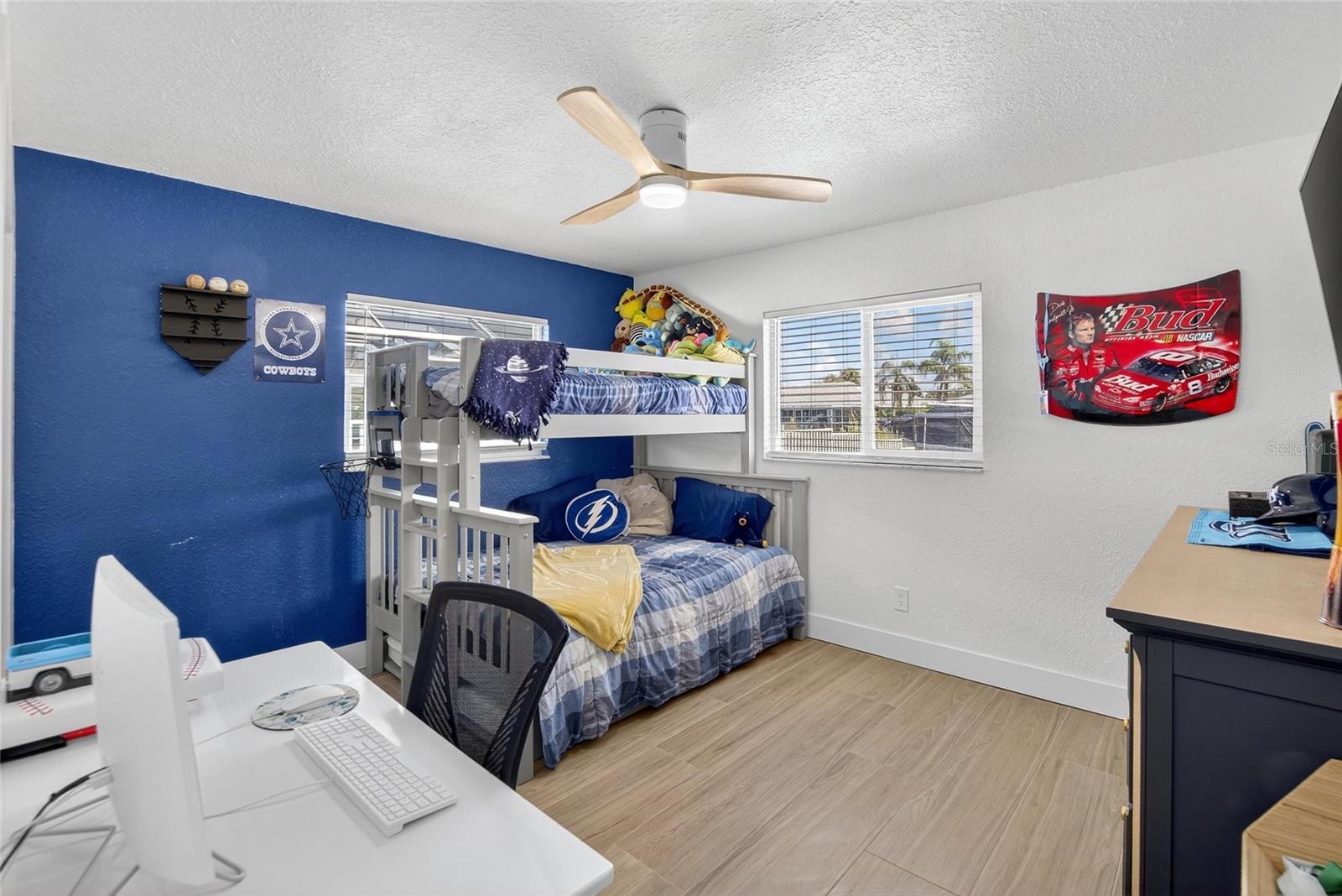 APOLLO BEACH UNIT 13 PT 2 - Residential