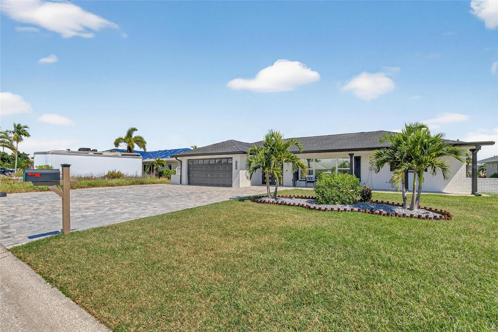 APOLLO BEACH UNIT 13 PT 2 - Residential
