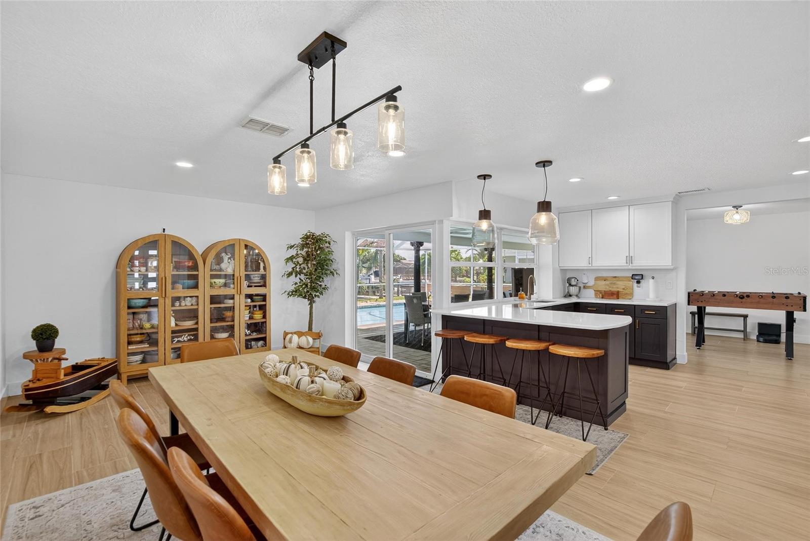 APOLLO BEACH UNIT 13 PT 2 - Residential