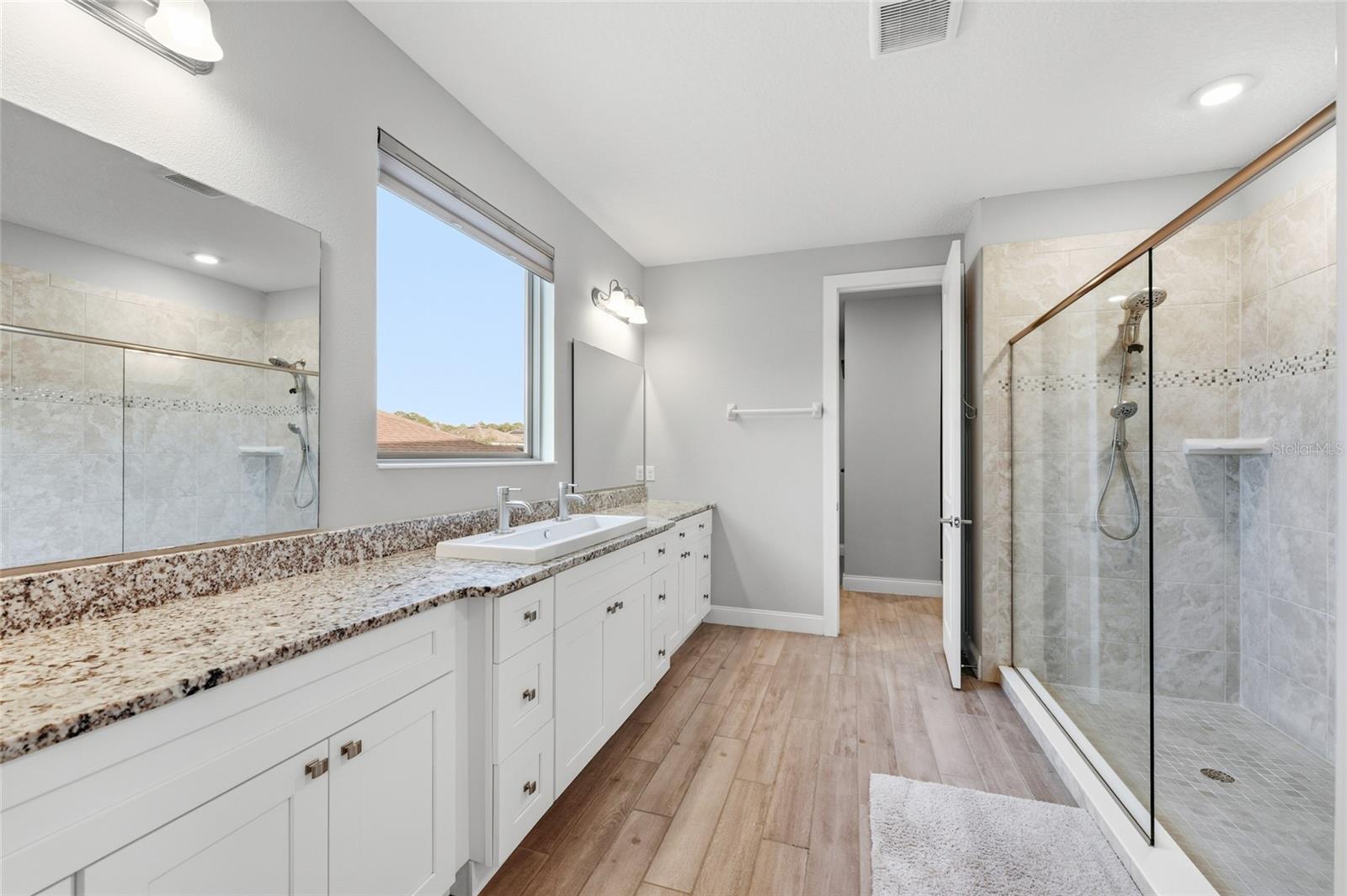 WINDERMERE ISLE PH 2 - Residential