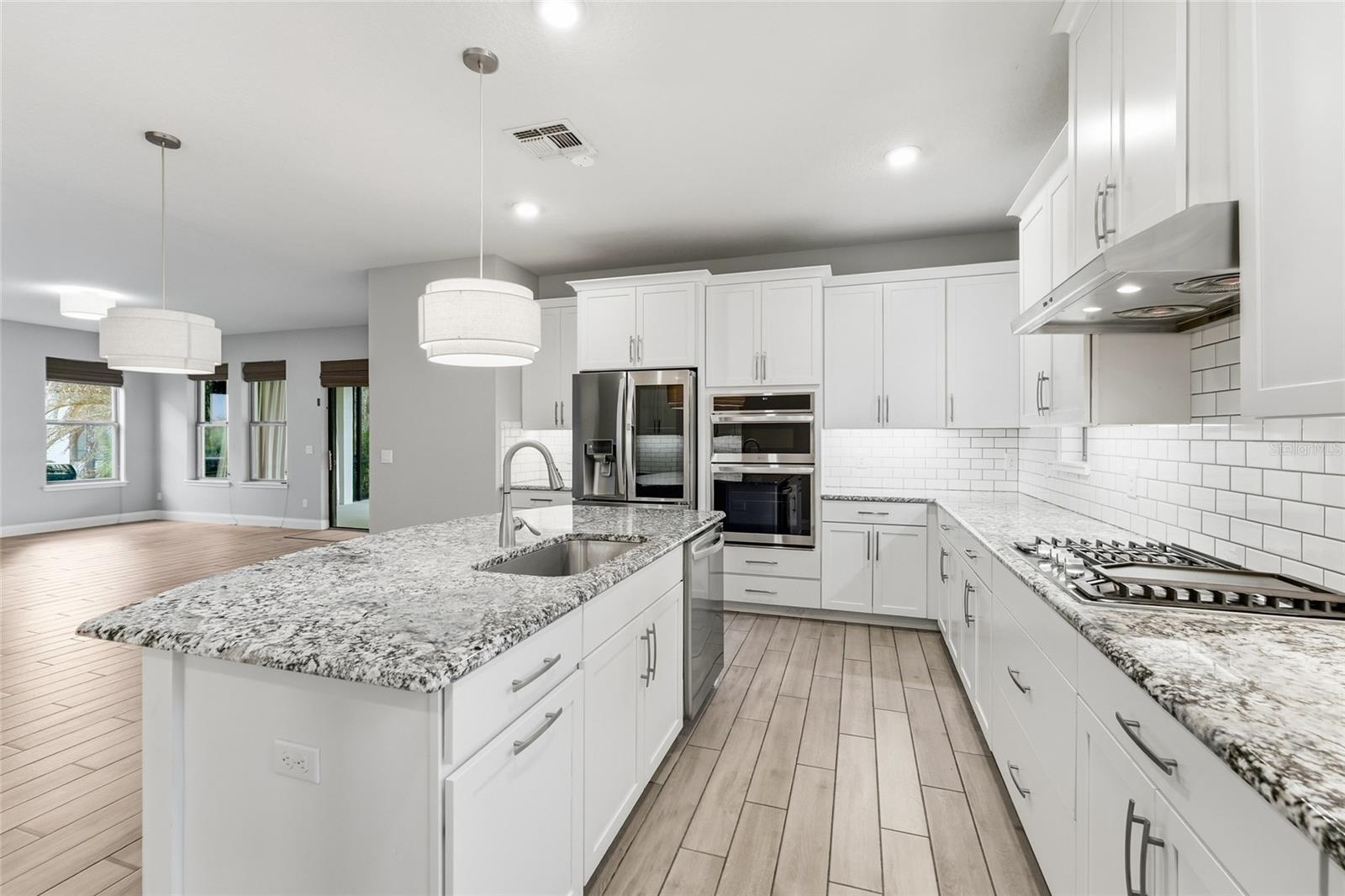 WINDERMERE ISLE PH 2 - Residential