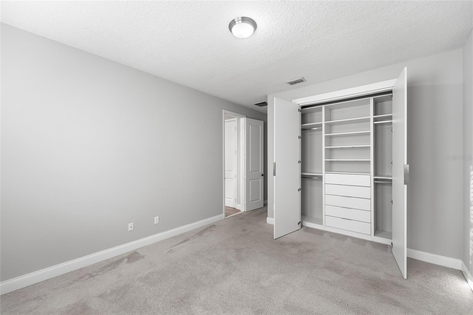 WINDERMERE ISLE PH 2 - Residential