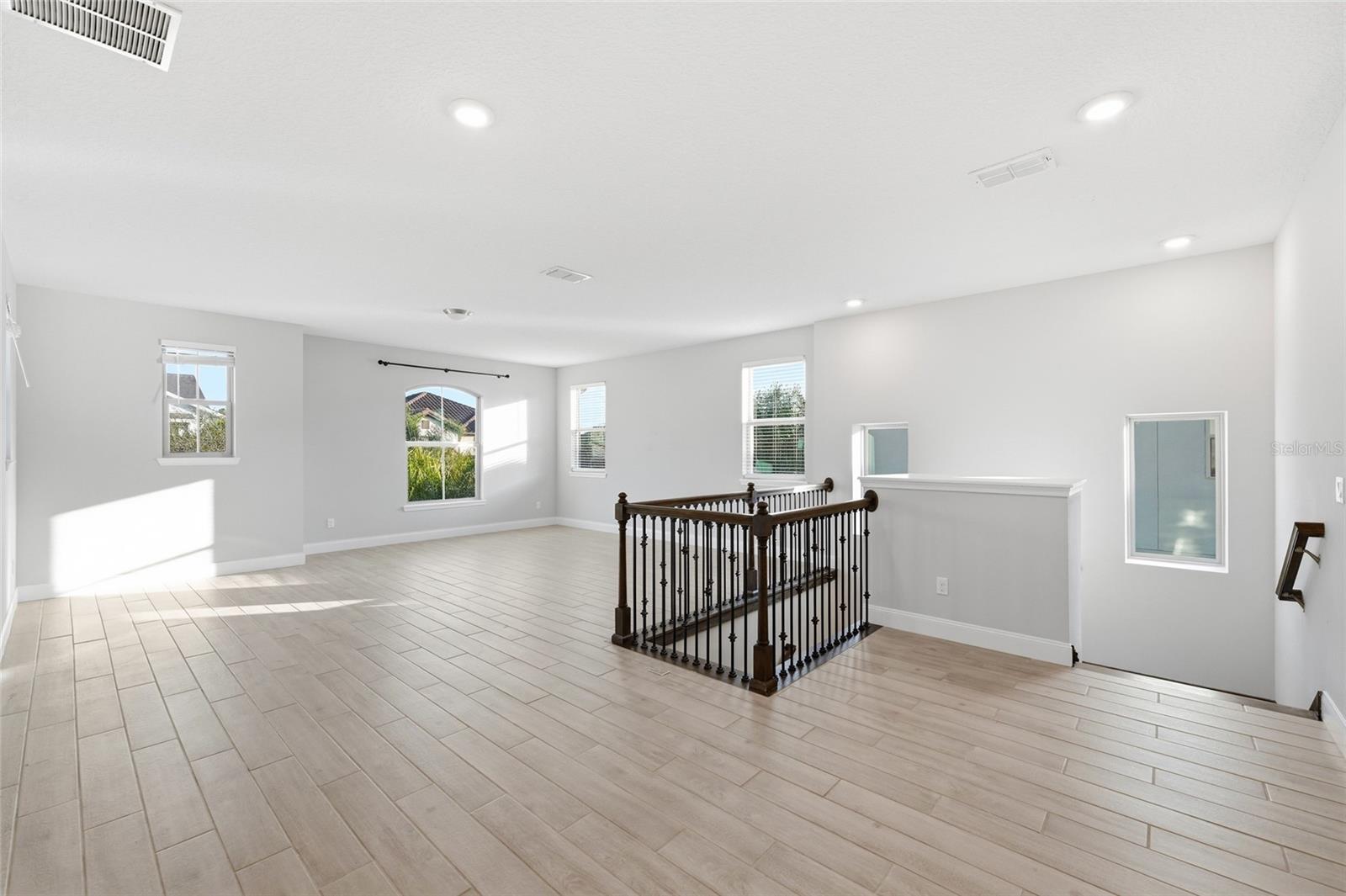 WINDERMERE ISLE PH 2 - Residential