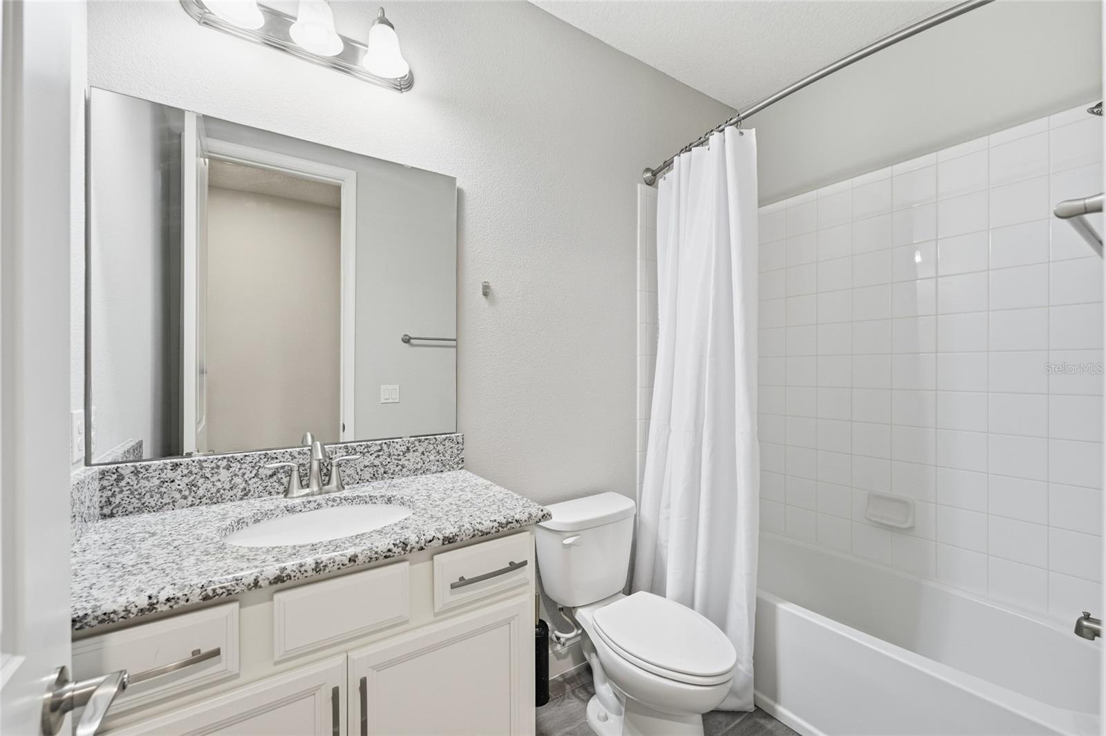 WINDERMERE ISLE PH 2 - Residential