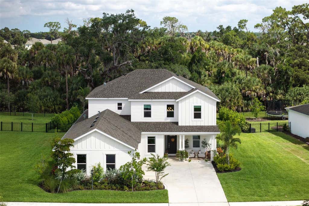 Photo of 9161 Radiant Circle, Sarasota, FL 34241 (MLS # A4697845)