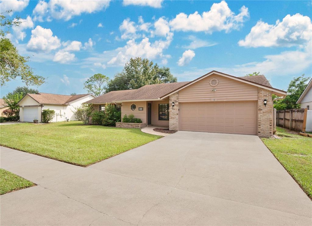 Photo of 3721 Daventry Road, Orlando, FL 32817 (MLS # O6349140)