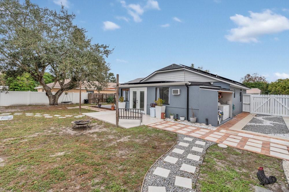 BUENAVENTURA LAKES UNIT 03 - Residential