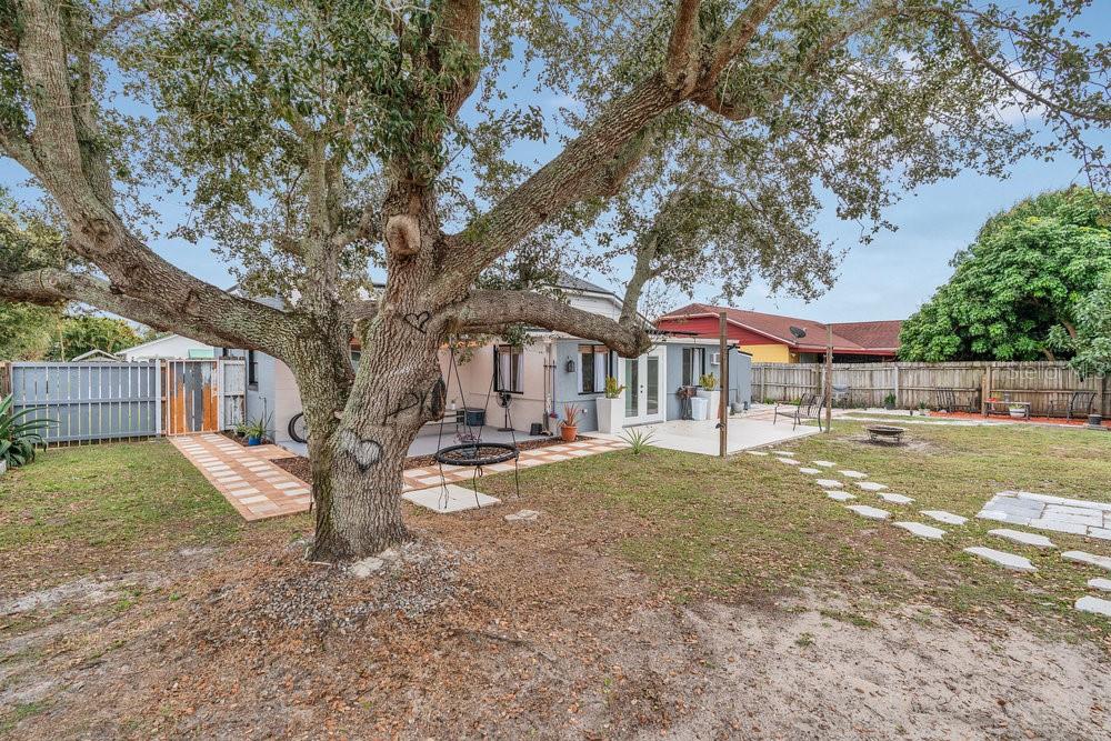 BUENAVENTURA LAKES UNIT 03 - Residential