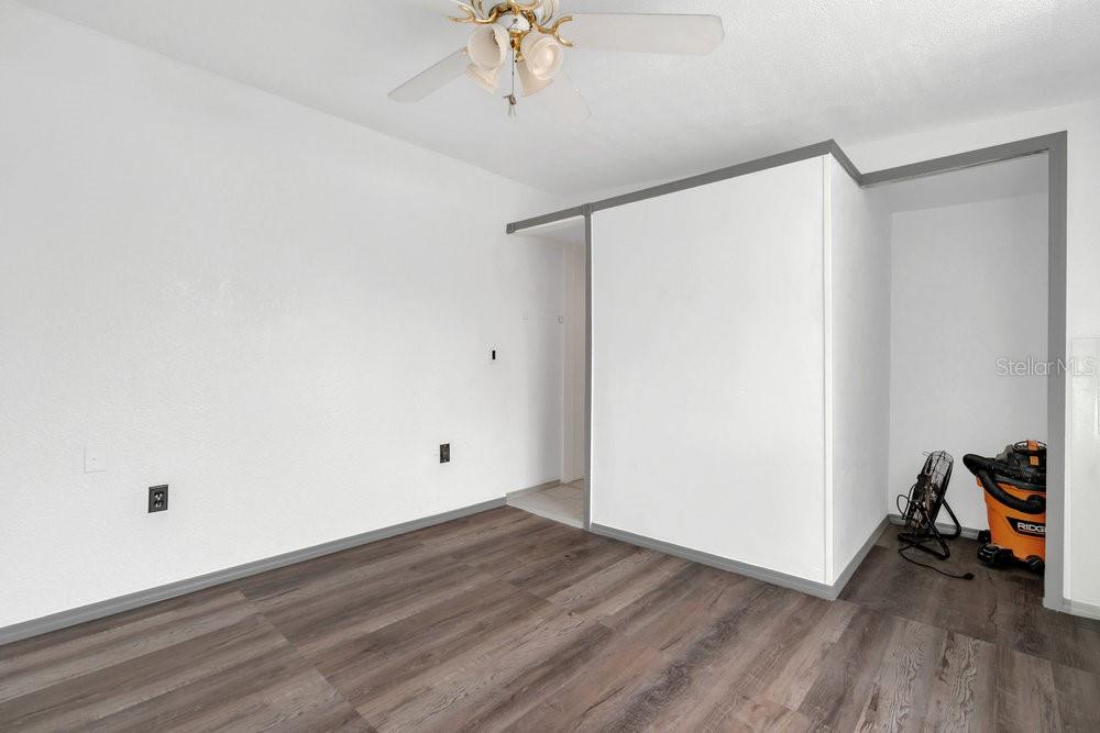 BUENAVENTURA LAKES UNIT 03 - Residential